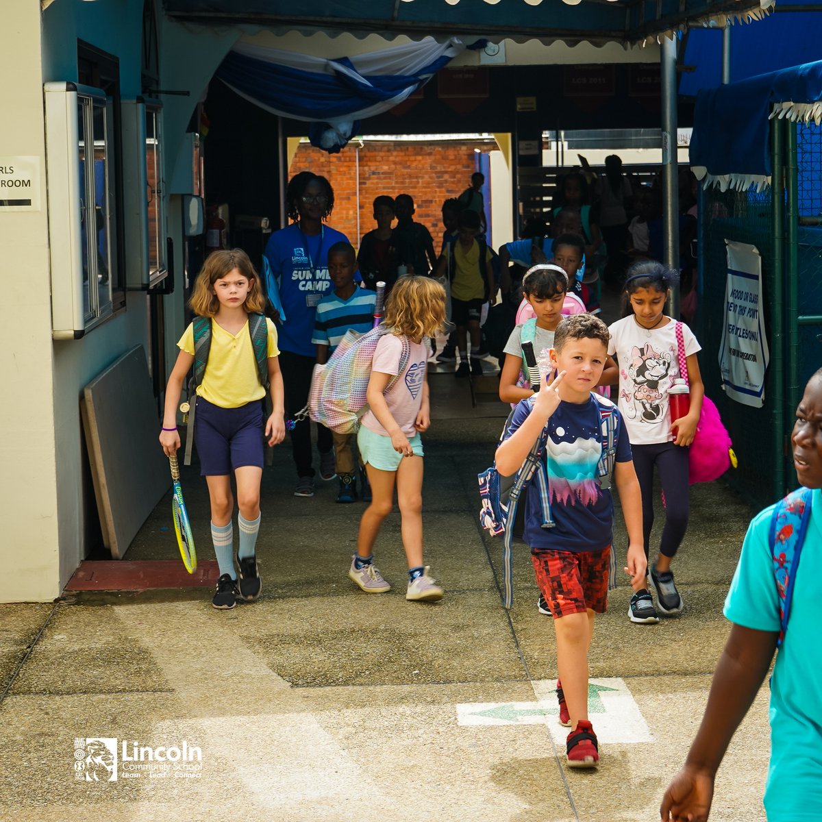 LCSGhana's tweet photo. Let's make today another unforgettable day.
#lcsghana #LcsSummerCamp #LincolnCommunitySchool #NewFriends #opportunity #community #growth #school #ibworldschool https://t.co/OOgRLkejTe