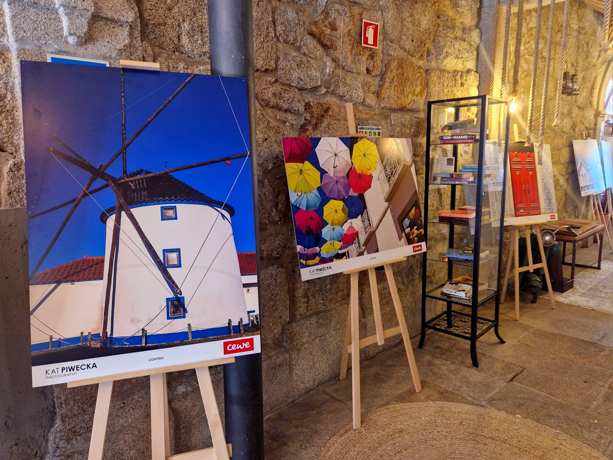 KatPiwecka's tweet photo. My exhibition IN LOVE WITH PORTUGAL in PORTO 3-13TH 2023 
https://t.co/zqqxPNlLW6 https://t.co/1pyHq37ssx