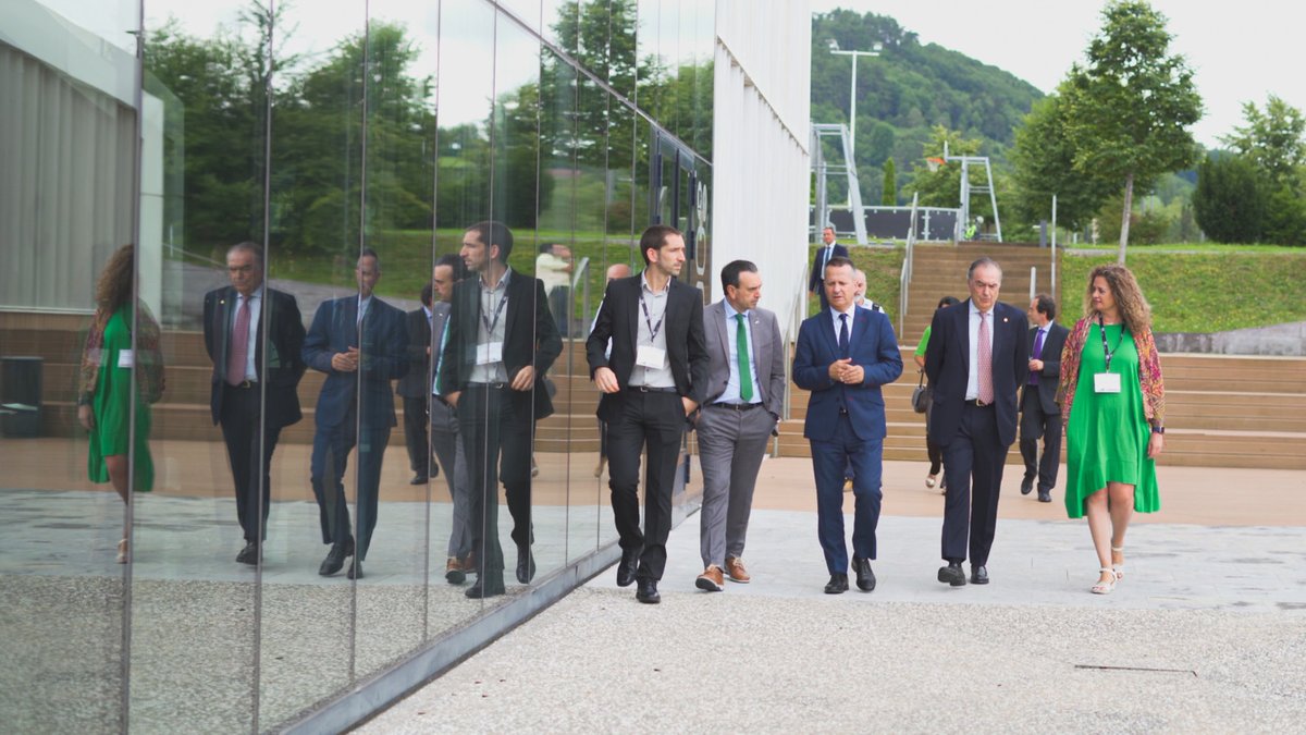 MU_gep's tweet photo. Más de 200 profesionales de diferentes países han participado en el XXVII Congreso Internacional de Dirección e Ingeniería de Proyectos, coorganizado por @MUnibertsitatea.
Álbum de fotos 📸 https://t.co/1GNbiMU5eR
@AEIPRO
#CIDIP2023
#icpme
@MUprofesionales https://t.co/Mg13MHEllM