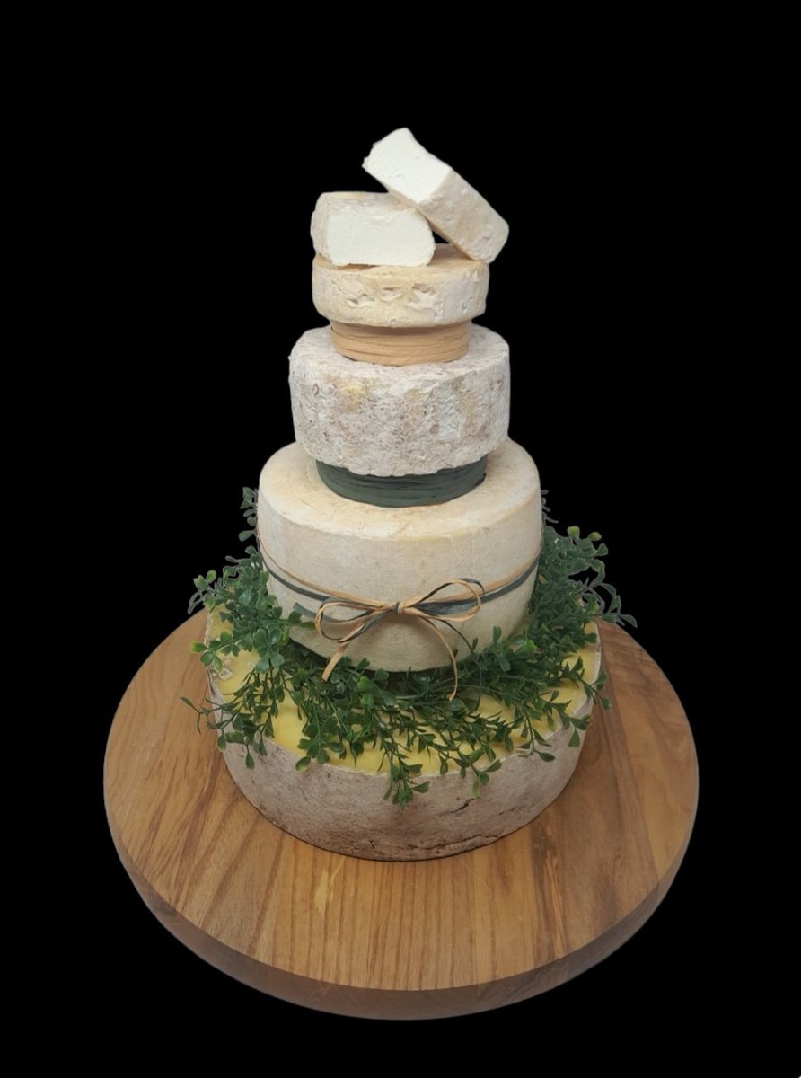 Planning a cumbrian wedding or want to stay local. 
Here we have a celebration cheesecake dedicated to some of our cumbrian made cheeses. 
This cheesecake includes, Ingott, St Sunday, Blue Whinnow, Fellstone and Park House Cheddar

Available to order now... 💒🧀🥳