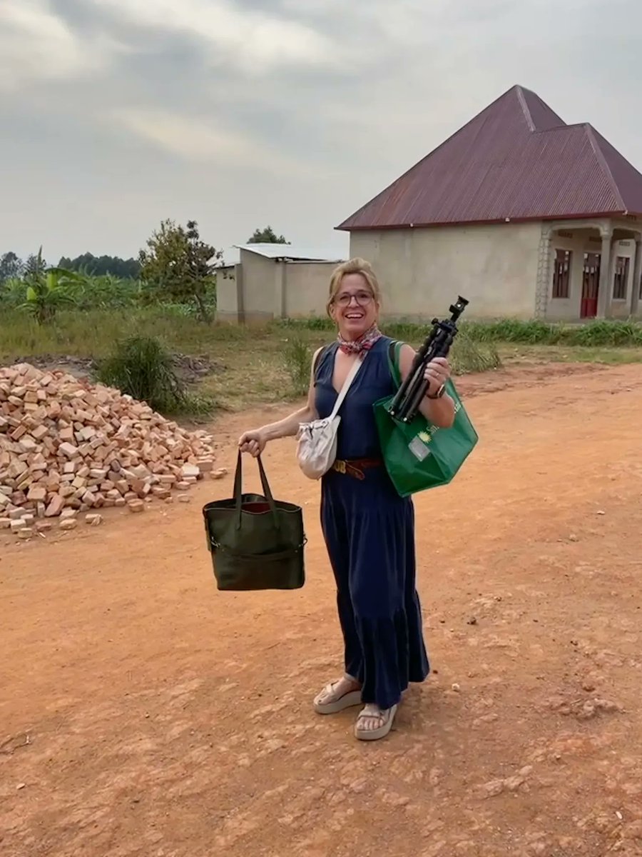 braveworksorg's tweet image. Abigail from Harlin House Atlanta and our awesome travel companion used one of our best-selling travel totes for her trip to Kigali, Rwanda. Shop this tote at braveworks.org/collections/ba… and empower artisans in Addis Ababa, Ethiopia. 

#thursdaymotivation #handmadebag