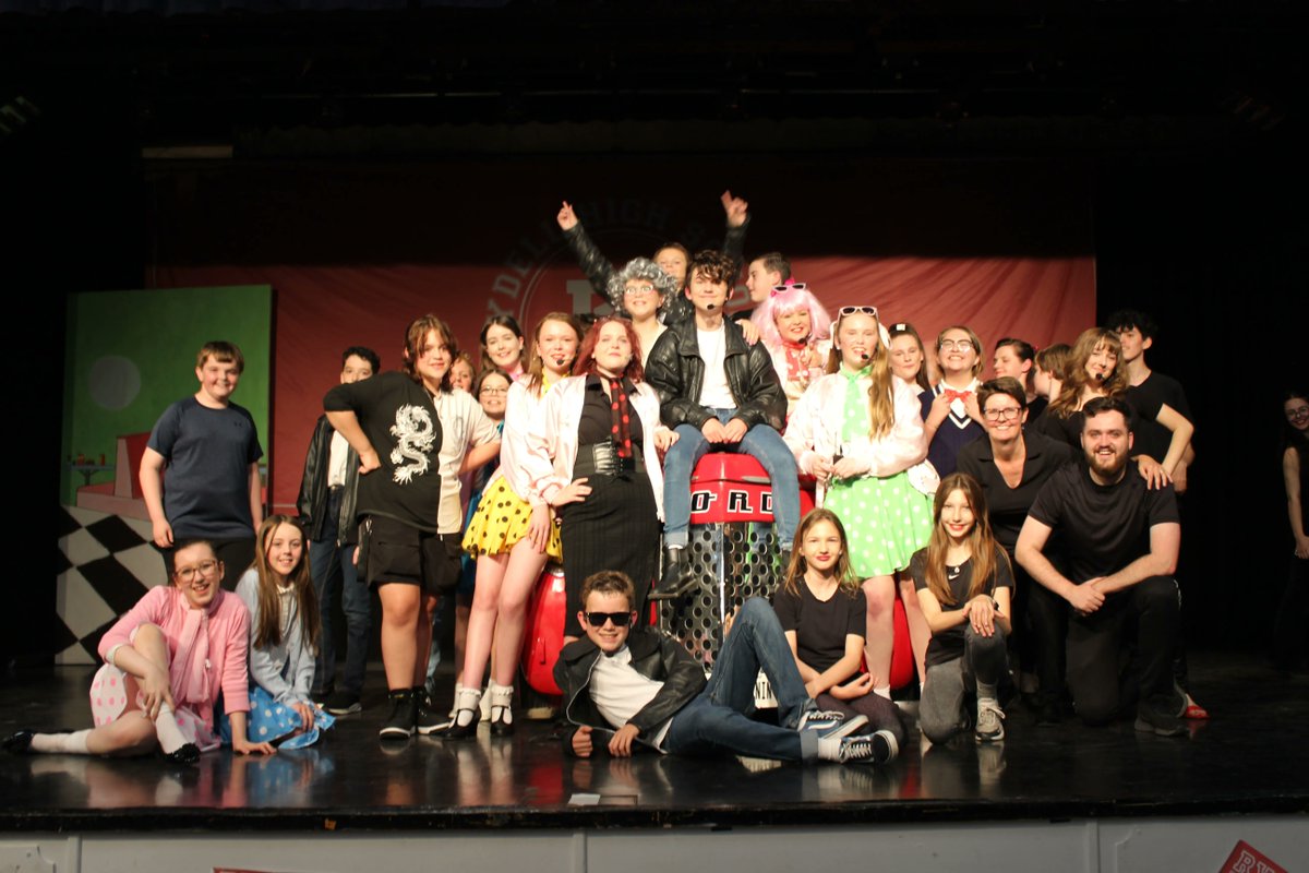 deyeshigh's tweet photo. Well done to the cast and crew of Grease for delivering fabulous shows this week, you were amazing and we're very proud of you all! Congratulations to our staff too for all of your hard work running rehearsals and delivering such a wonderful show. #Greaseistheword #Deyesfamily https://t.co/DBGv0Cl2VM