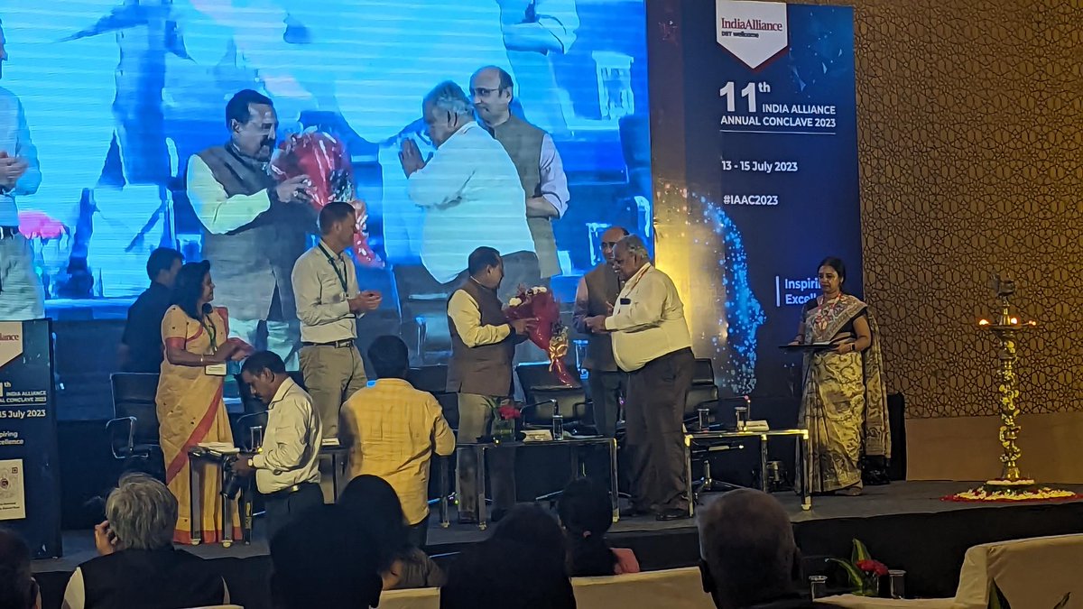 📢 India Alliance welcomes Guest of Honour, Dr Jitendra Singh, Hon’ble Minister of State (I/c), MoES, GoI to the 11th India Alliance Annual Conclave. 

Watch the conclave live - …lconclave.liveplay.viewliveevents.net

#IAAC2023 #GuestofHonour #livestream #conclave #MoES