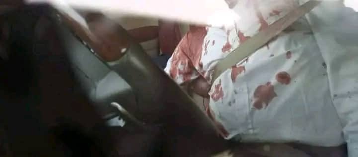 Sam_Kabongo's tweet photo. D’où que ça vienne, ceci est fortement condamnable car attentatoire aux principes démocratiques que la RDC s’est engagée à vivre depuis l’alternance de 2018 sous @fatshi13 Président de la république. 
Nos compassions à sa vie biologique et politique pour cette perte que connaît la classe politique congolaise ce jour de façon tragique.
@Ensemble_MK
