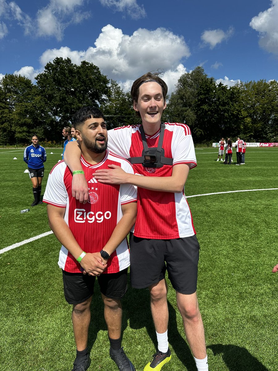 Andy Castell tweet media