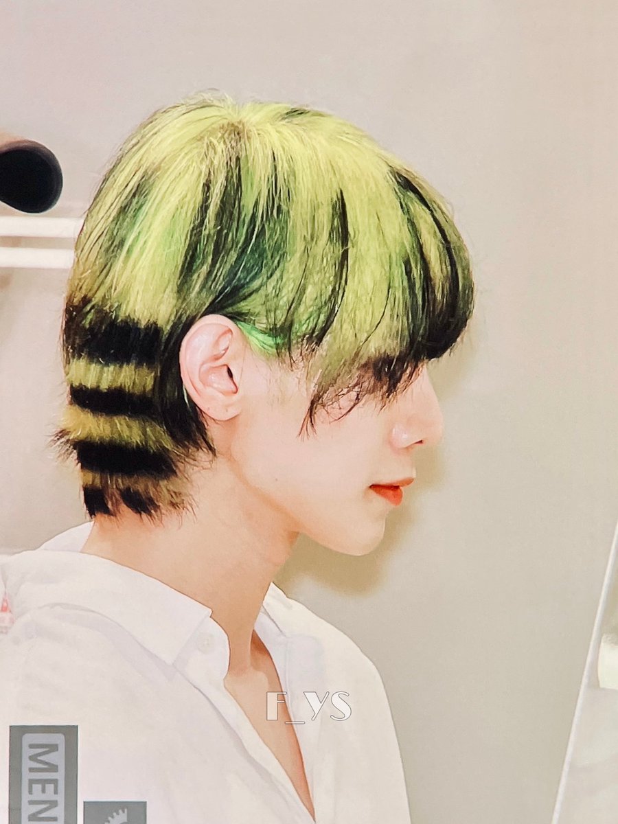erreluv's tweet photo. 걍 못 참겠음 써방 이제 안 하고 말합니다
권의수 꼰띠고 김경환 환스타 헤어 디자이너님!!

님 헤어 진짜 존나 못 하십니다
상이 얼굴이랑 애들 얼굴 믿고 애들 머리에
미친 짓 좀 그만 하세요 🩷🩷🩷

이게 님의 생업이라고 ‼️‼️도저히‼️‼️
❤️‍🔥❤️‍🔥❤️‍🔥믿기지가 않습니다^^❤️‍🔥❤️‍🔥❤️‍🔥 https://t.co/WKy00TWU3p