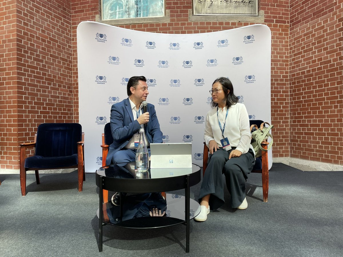 VillodreJulian's tweet photo. Excellent conversation on the social media and government track of #dgo2023 #DGSCommunity @DGSociety co-chaired by @LoniHagen @jicriado @horus72. Talking about TikTok presidential use, citizen attitudes towards social media use by governments, and more! 🤩 https://t.co/wdqewIdeaP
