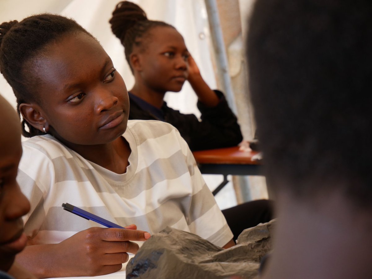 Challenges_UG's tweet image. Another fantastic bi-weekly training session took place yesterday for the junior associates under the Youth to Work programme.

The facilitators covered sessions on financial management, leadership skills, conflict resolution, and more. 

#Youth2WorkUg #SCFuturemaking @StanChart
