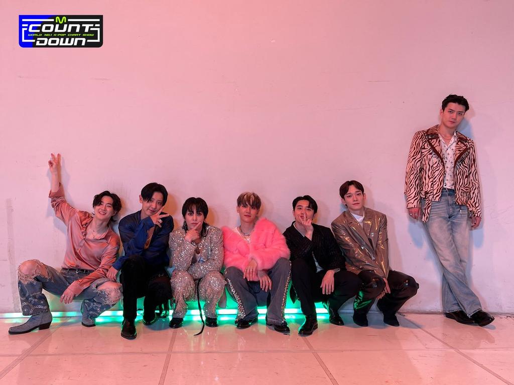 Cream soda 

EXO ON MCOUNTDOWN
#EXO_CreamSoda1stStage
#EXO_CreamSoda 
<a href="/weareoneEXO/">EXO</a> 
<a href="/B_hundred_Hyun/">Baekhyun_EXO</a> <a href="/layzhang/">Lay Zhang</a>