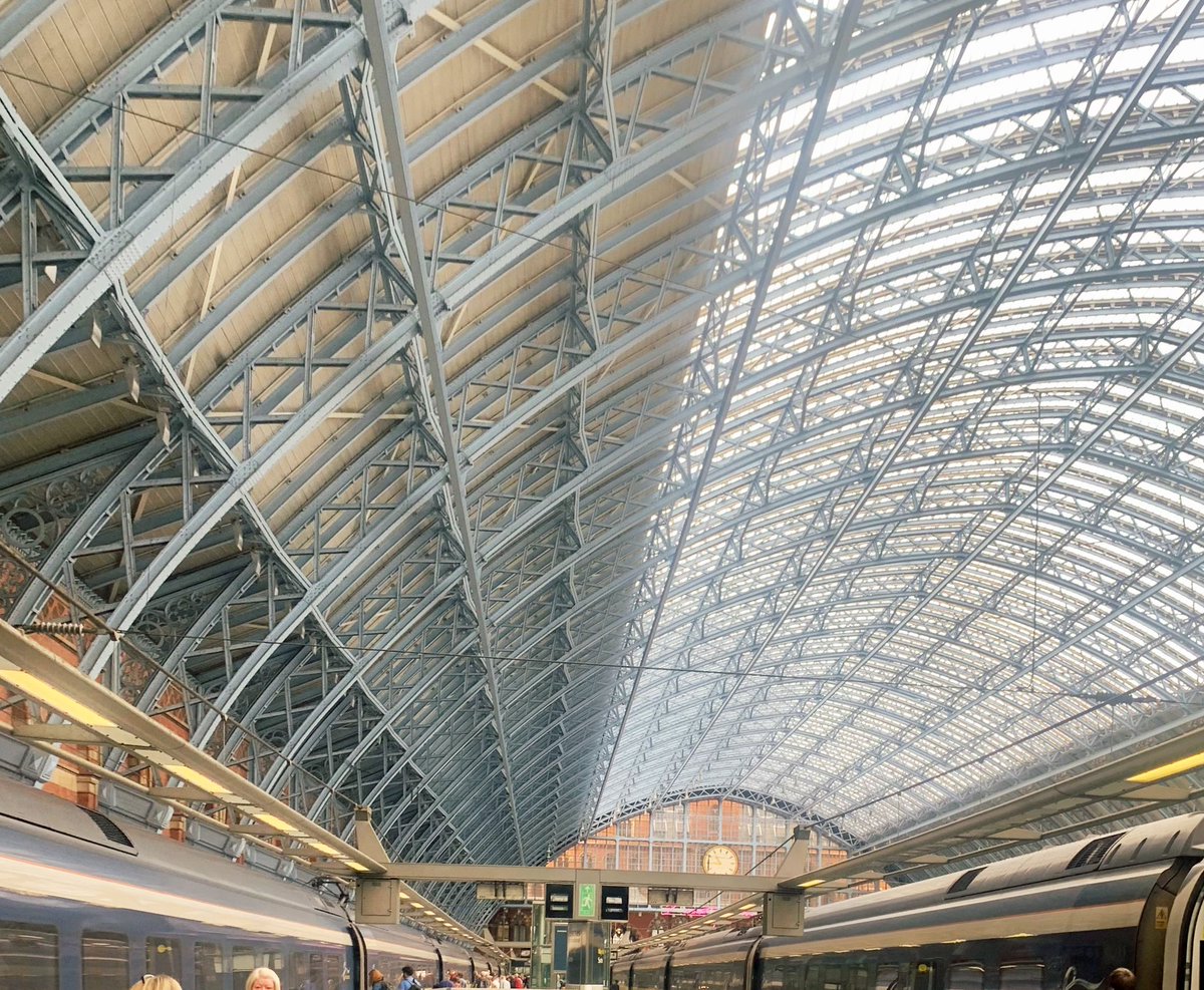 Grace Gillis (@agracefulbrain) on Twitter photo Hyped to be heading to my first international conference #AAIC2023!
Big thanks to <a href="/OxHealthBRC/">Oxford Health Biomedical Research Centre</a> <a href="/OxPsychiatry/">Oxford Psychiatry</a> <a href="/ClareEMackay/">Clare Mackay</a> <a href="/ludogriffanti/">Ludovica Griffanti</a> <a href="/ARUKThamesV/">ARUK Thames Valley Network</a> <a href="/Brain1878/">Brain</a> for this opportunity! 🧠👩🏼🔬 Hyped to be heading to my first international conference #AAIC2023!
Big thanks to <a href="/OxHealthBRC/">Oxford Health Biomedical Research Centre</a> <a href="/OxPsychiatry/">Oxford Psychiatry</a> <a href="/ClareEMackay/">Clare Mackay</a> <a href="/ludogriffanti/">Ludovica Griffanti</a> <a href="/ARUKThamesV/">ARUK Thames Valley Network</a> <a href="/Brain1878/">Brain</a> for this opportunity! 🧠👩🏼🔬