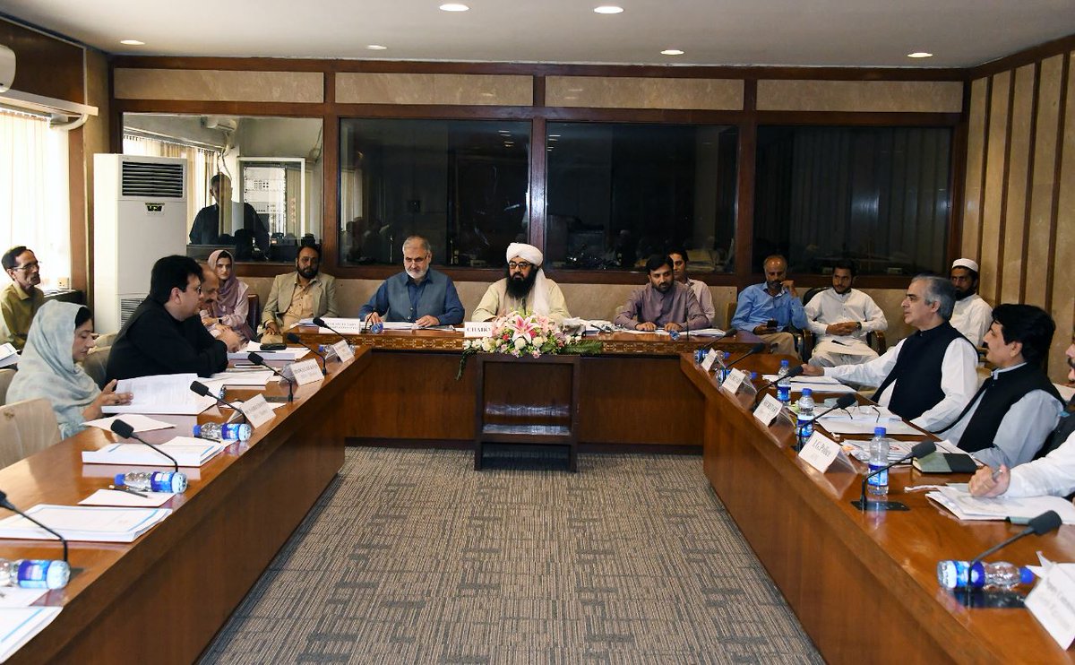 Standing Committee on States and Frontier Regions (SAFRON) met under the chairmanship of MNA Mr. Muhammad Jamal Ud Din at Parliament House today.  

#NACommittee
<a href="/NAofPakistan/">National Assembly 🇵🇰</a>