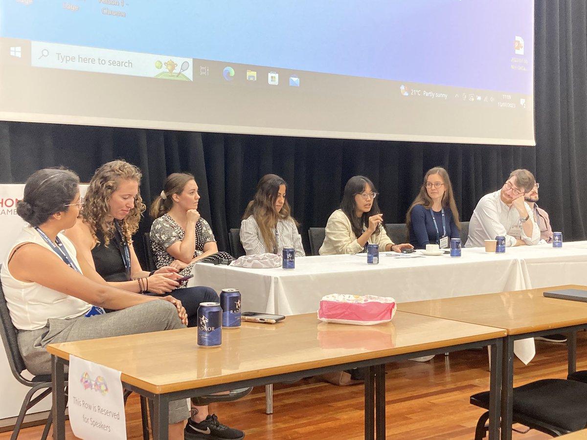 NIHOxCam's tweet photo. Closing out #Science4All23 in the best possible way— with wisdom from our graduating scholars! Thank you @abigailgiles0 , @marya_sabir , Olive Jung, Amelia Foss, Aaron Bernstein, and Nick Pasternack for your insights. https://t.co/99OOJZ58LR