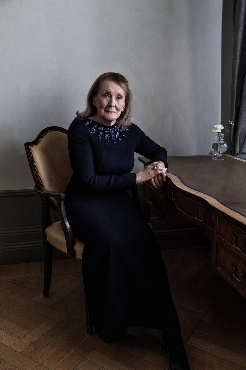 Benvingudes, amigues d’Ernaux!💌

Presentem la Societat d’Amigues d’Annie Ernaux amb fragments del discurs davant l’Acadèmica Sueca en guanyar el Premi Nobel de Literatura 2022: