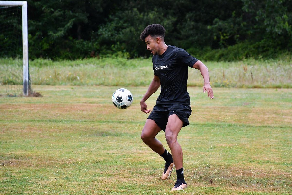 Derik Osede tweet media