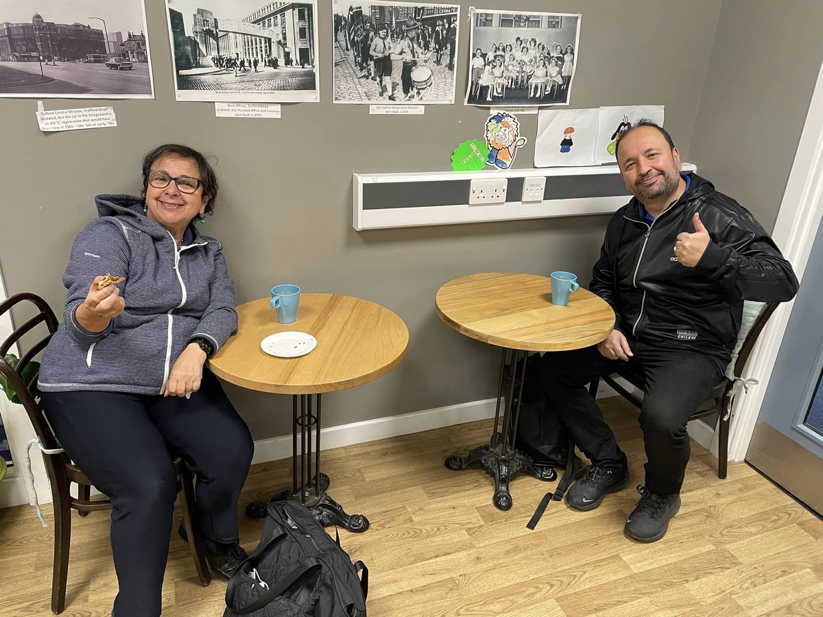 mediacityhub's tweet photo. Yesterday we celebrated the 1st birthday of our Community Food Store! So we had a little celebration with some donuts!🎉🍩
Thank you to everyone who has supported our food store this last 12 months! #Salford #CommunityFoodStore #OasisUK #OasisCommunity #MediaCityUK #Ordsall https://t.co/upkgrH3VPJ