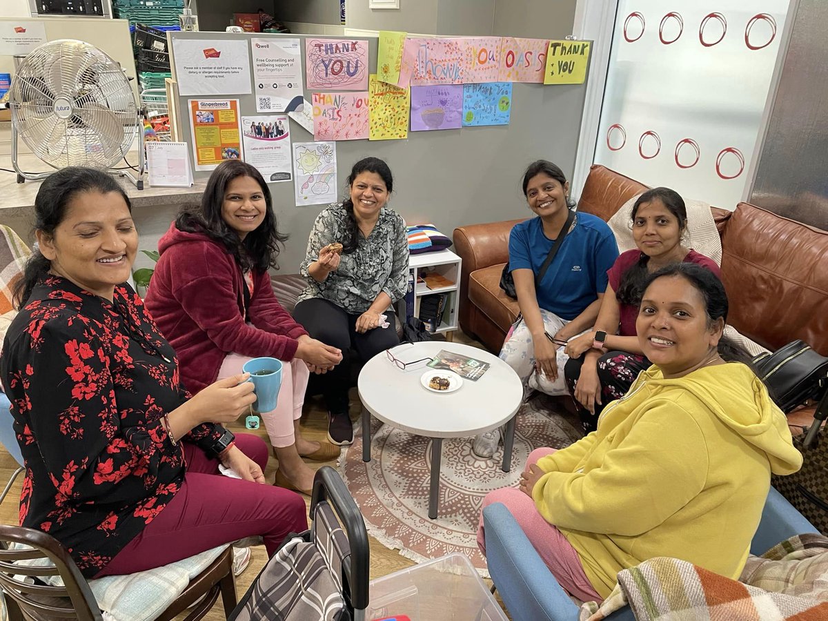 mediacityhub's tweet photo. Yesterday we celebrated the 1st birthday of our Community Food Store! So we had a little celebration with some donuts!🎉🍩
Thank you to everyone who has supported our food store this last 12 months! #Salford #CommunityFoodStore #OasisUK #OasisCommunity #MediaCityUK #Ordsall https://t.co/upkgrH3VPJ