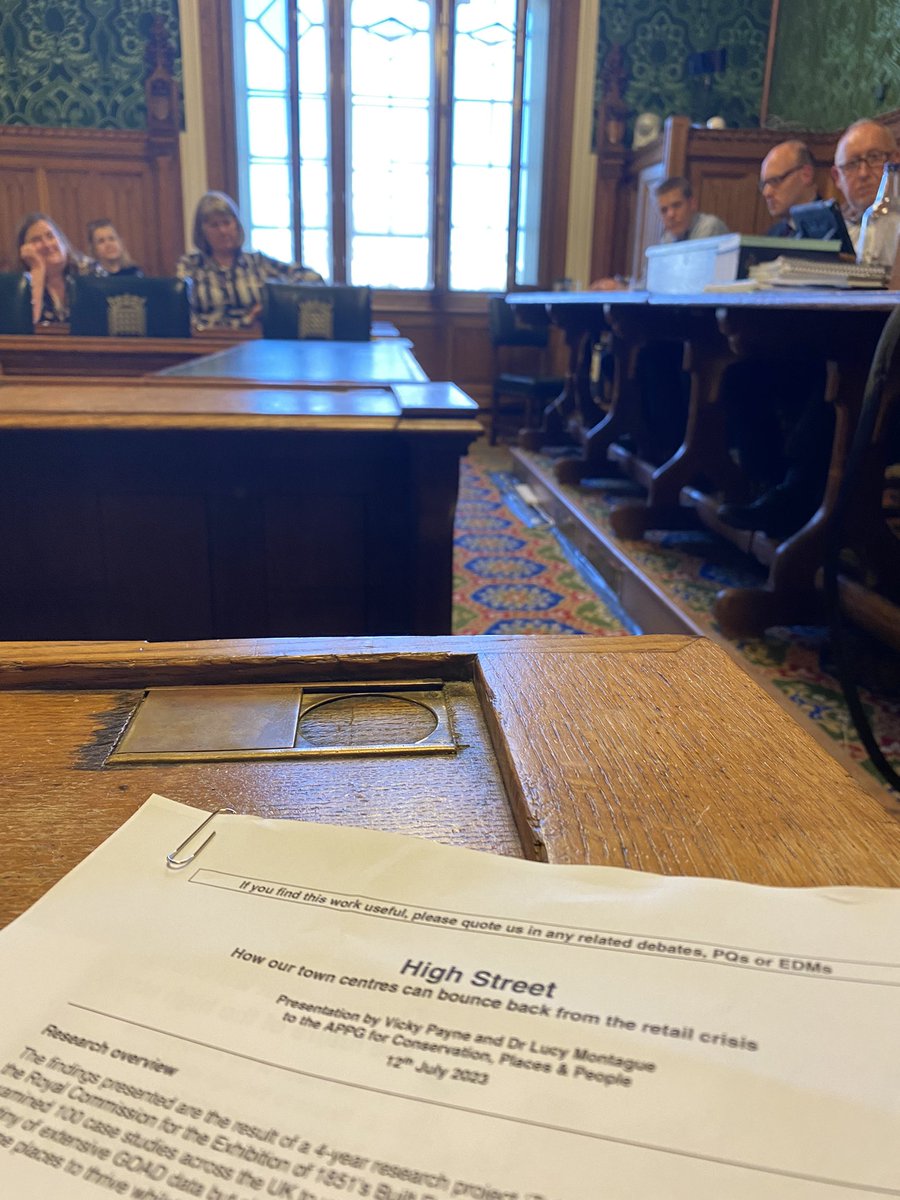 LucyUrbanDesign's tweet photo. @Victoria_Payne and I were delighted to present our #highstreet research and recommendations in the @HouseofCommons yesterday to the All Party Parliamentary Group for Conservation, Places &amp; People and @RLong_Bailey. Thanks for the invitation @IHBCtweet and #jamesgrundymp https://t.co/IkoH8nuJmh