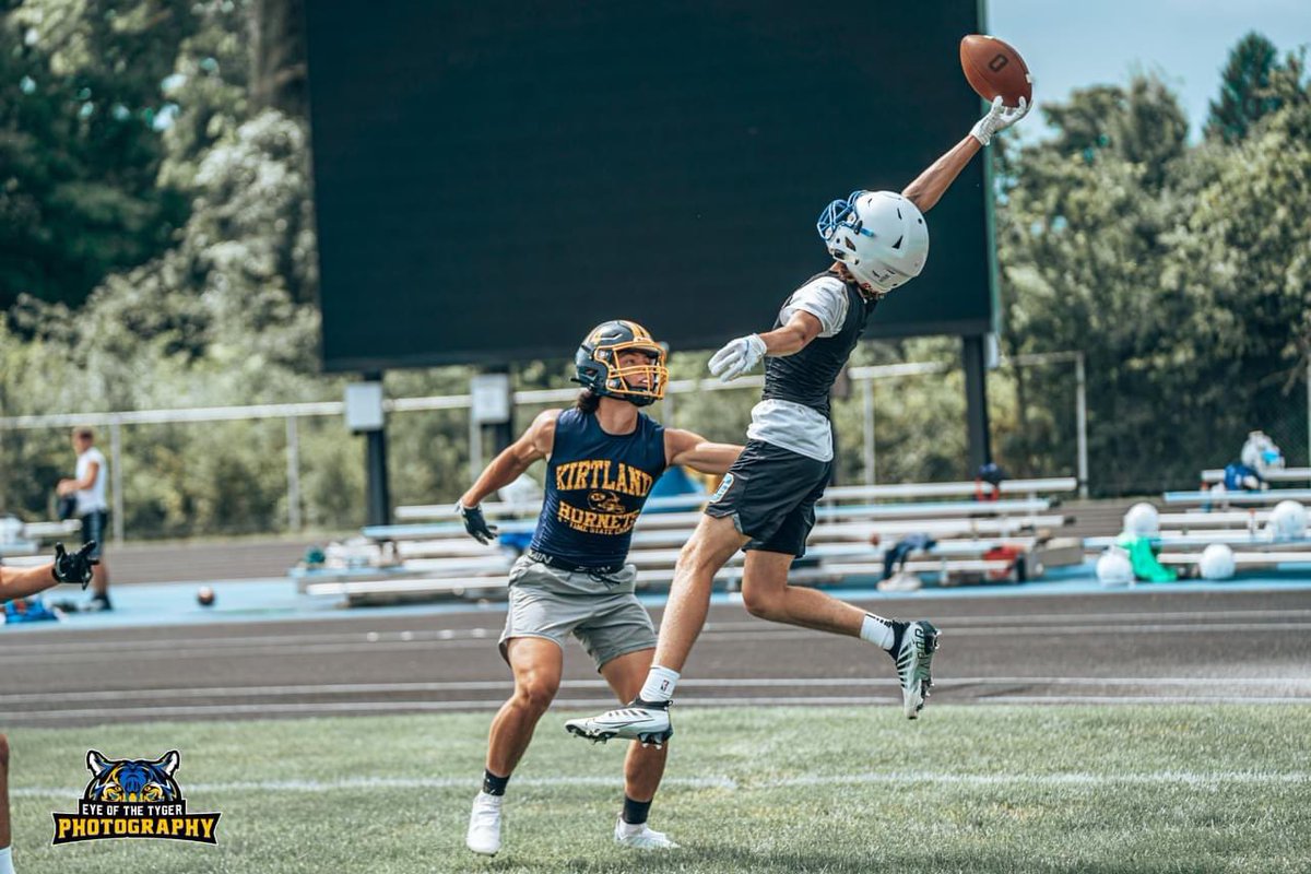 OntarioFB's tweet photo. We are still looking for volunteers for this Saturday’s 7on7 / Lineman Challenge @ Ontario High School (10am start)!  If interested in helping officiate or Lineman Challenge, please meet at 9:35 in front of the gates to the stadium.  DM or Contact Coach Eckert for more details https://t.co/vaoQX8DmtU