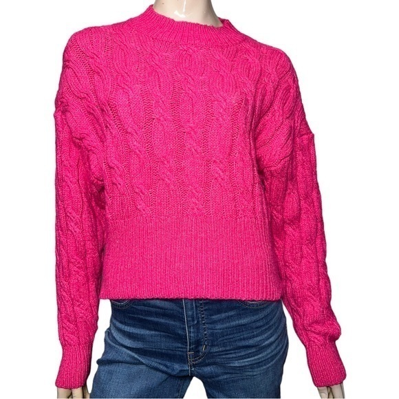 Bobby02816667's tweet photo. So good I had to share! Check out all the items I'm loving on @Poshmarkapp #poshmark #fashion #style #shopmycloset #strutbolt #lillypulitzer: https://t.co/1r65w3fpbP https://t.co/LhFkdUOB9s