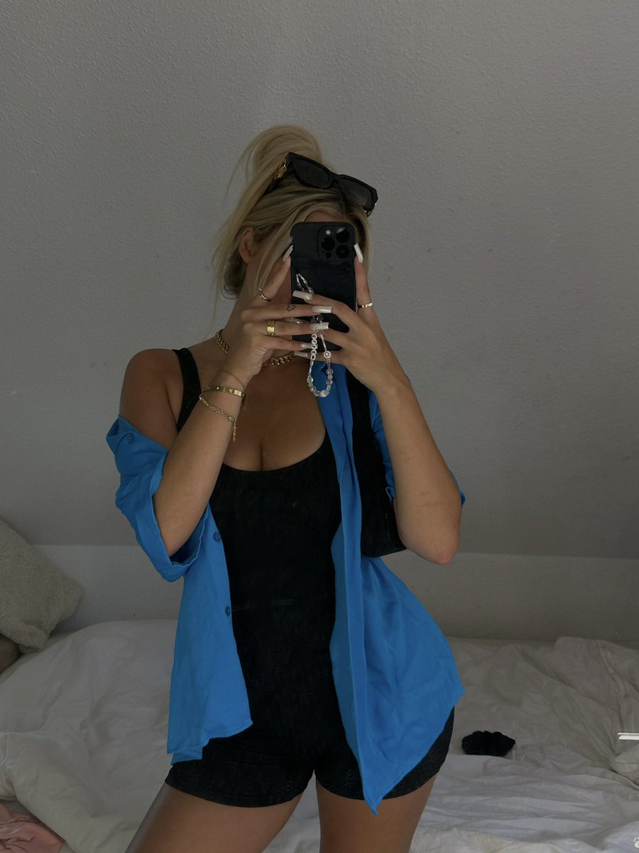 celle ♡ tweet media