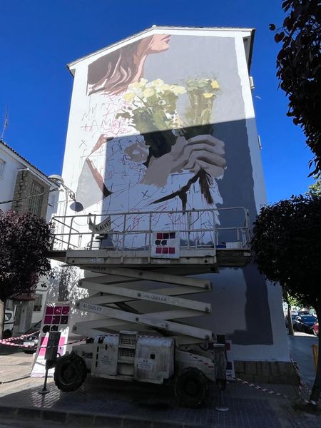 AEXCID_'s tweet photo. 🟩⬜️⬛️ El director en funciones de la AEXCID, José Ángel Calle, ha visitado hoy, junto al alcalde del @ayto_merida, Antonio Rodríguez Osuna, el octavo mural de #ActivArte realizado por Tamara Alves que promueve la #IgualdadDeGénero
@IgualdadJuntaEx @Junta_Ex @adrurex #Mérida https://t.co/dsbzykDHD4
