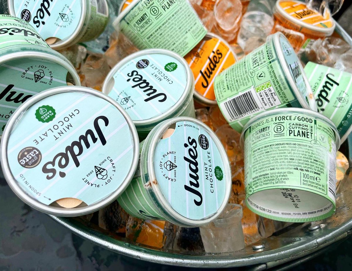 ConferenceSBS's tweet image. Ice cream in the sun yesterday at our event 🍦☀️

@Judesicecream 

#oxfordmeetingspace  #conferences #oxfordsbs #icecream #food #catering