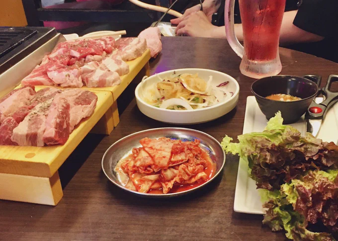 これは先日食べたコリアンタウンの焼き肉(見切れている) うまい 次回は重めの食べ歩きフードを狙いたい