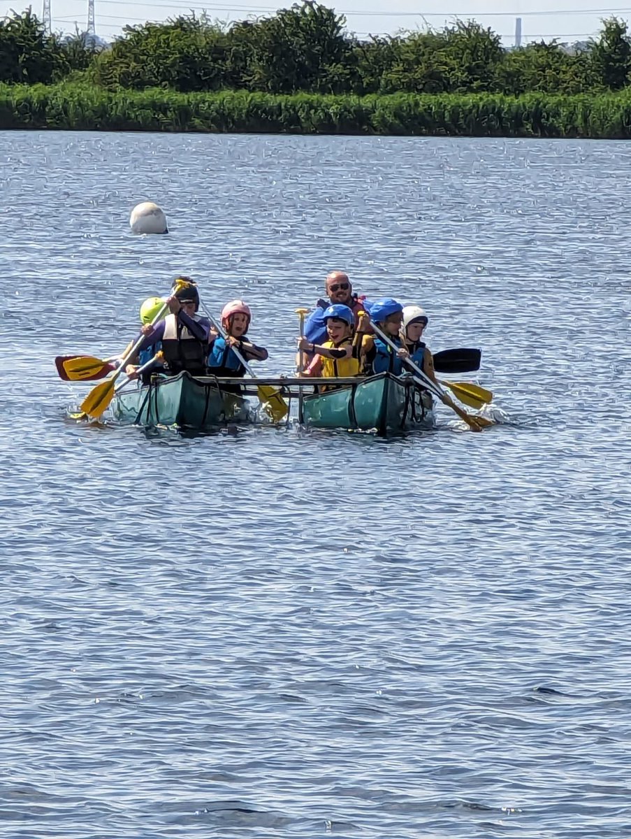 Acreheads7ST's tweet photo. Year 5 are having a great day at @WeltonwatersAC raft building, kayaking, team building so far #acreheads #schooltrip #year5 #teamwork #resilience #belief #determination https://t.co/3sY4yRFeMC