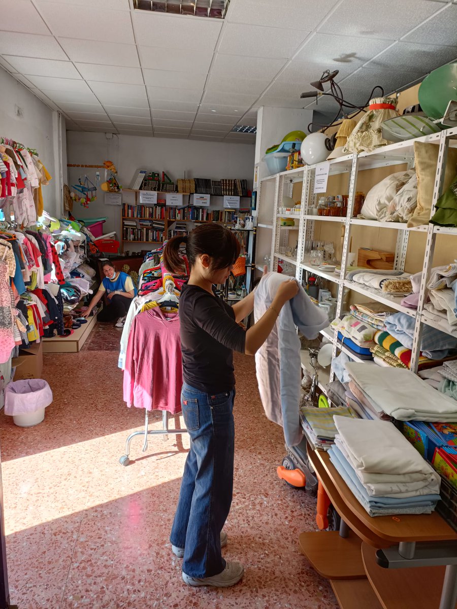 MadreCorajeGr's tweet photo. ♻💙 VOLUNTARIADO 💙♻
Si estás pensando en hacer voluntariado este verano, ¡este es tu sitio! Buscamos personas que nos ayuden en:
- Tiendas solidarias 👕👟
- Venta online 📳
- Ayuda humanitaria 🌎
https://t.co/uOQwQtV1lq: https://t.co/8G9RP804BR
¡TE ESPERAMOS! 💙 https://t.co/6mECCQ5bOV