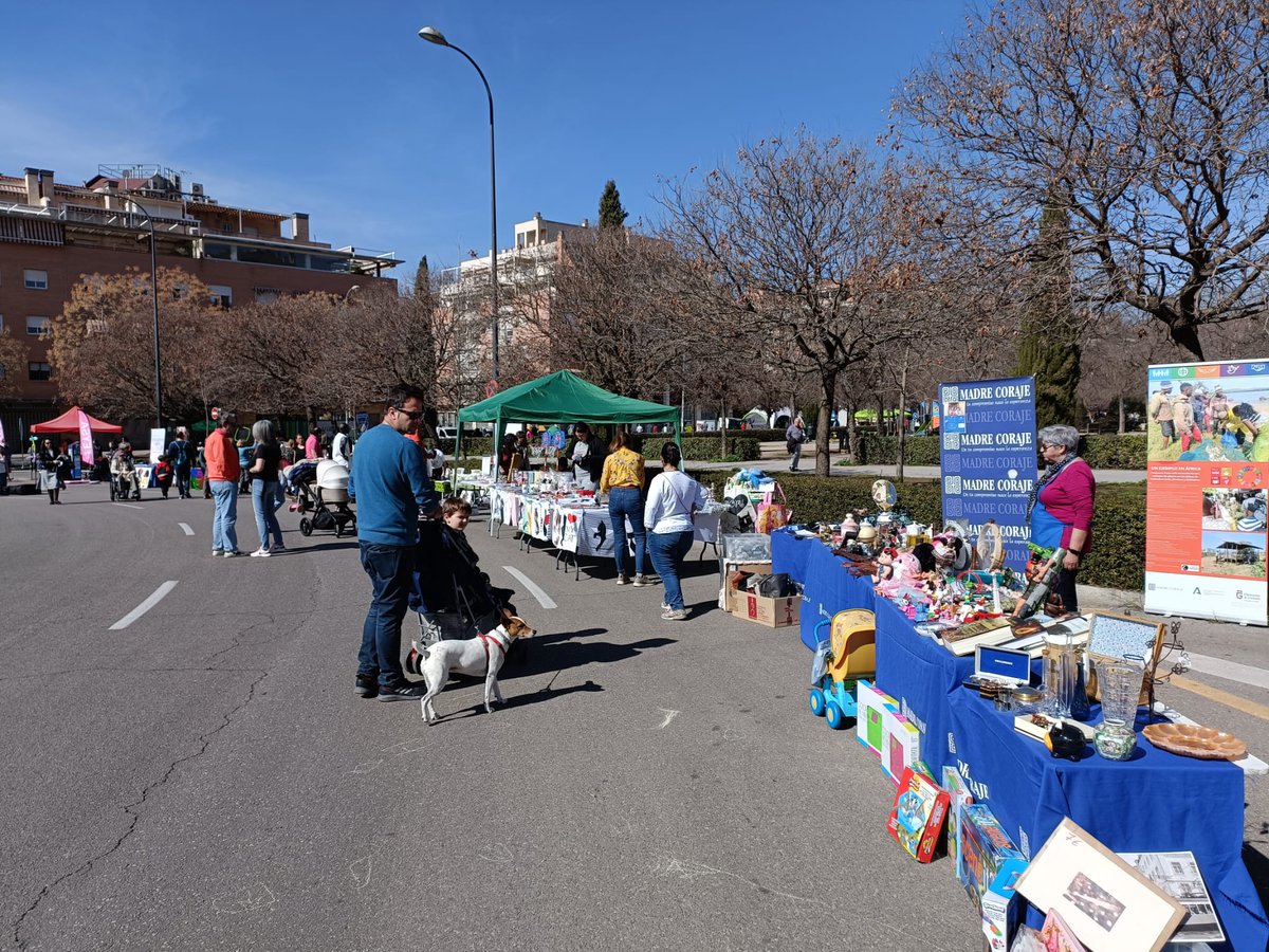 MadreCorajeGr's tweet photo. ♻💙 VOLUNTARIADO 💙♻
Si estás pensando en hacer voluntariado este verano, ¡este es tu sitio! Buscamos personas que nos ayuden en:
- Tiendas solidarias 👕👟
- Venta online 📳
- Ayuda humanitaria 🌎
https://t.co/uOQwQtV1lq: https://t.co/8G9RP804BR
¡TE ESPERAMOS! 💙 https://t.co/6mECCQ5bOV