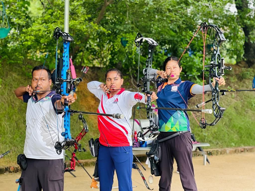 WPFG_India's tweet photo. 🏹🎯
Witness the dedication & precision as archers undergo intense training!
From perfecting their aim to honing their form, they're on a mission to become true experts in archery.
Stay tuned for the bullseye moments!
#FrontLinetoFinishLine
@HMOIndia @BhallaAjay26
#Winnipeg
1/2 https://t.co/0CjUlMq8Ch