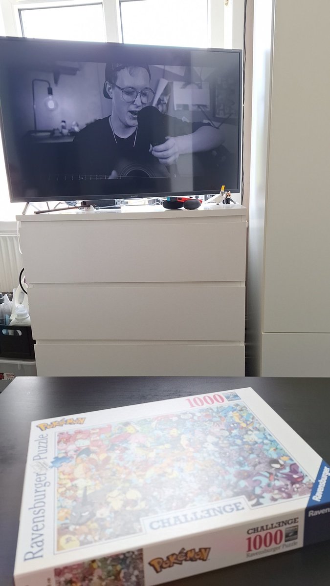 Maybealex_maybe's tweet photo. @iNabber69 @JediNabber thanks for the new video, perfect timing. I can now start my jigsaw puzzle with your part 2 of Colleen ballinger hellhole https://t.co/SEGQJO0SMi