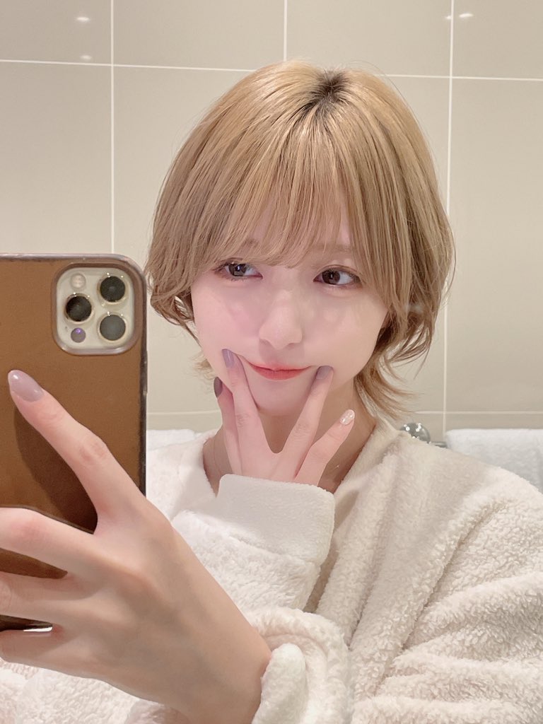 KIMAMALabo's tweet photo. とっても金髪になりました👱 https://t.co/zd8y668glt