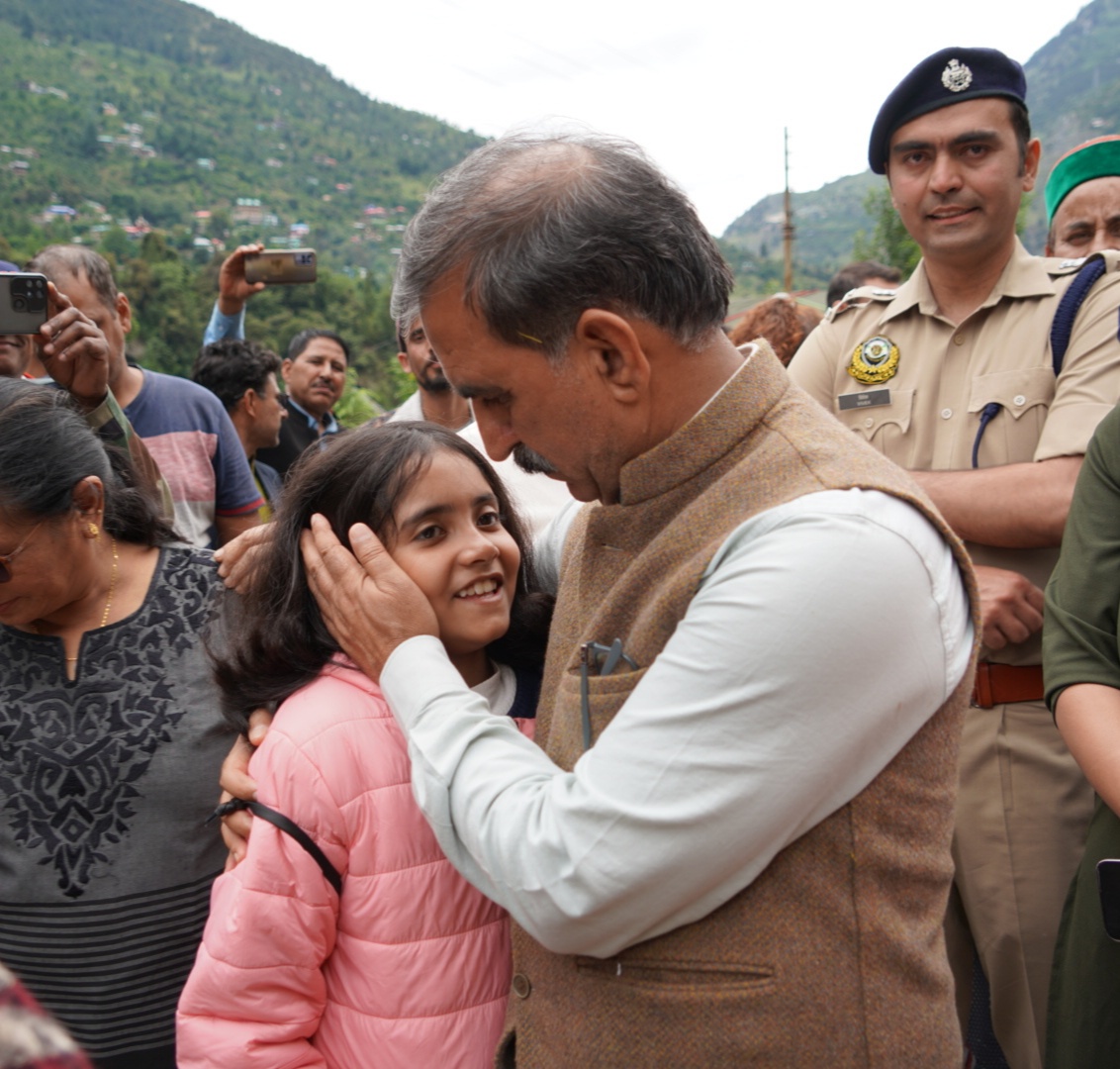 SukhuSukhvinder's tweet photo. Visited Choling, Kinnaur today to empathize with those affected by the disaster. Assuring everyone's safety is our utmost concern. Our government is tirelessly working to ensure the rescue and well-being of all stranded individuals. Immediate relief measures are being implemented for the local population. United, we will overcome this adversity and rebuild stronger. Stand strong, Kinnaur! #KinnaurReliefEfforts #TogetherWeRise #SupportingOurCommunity