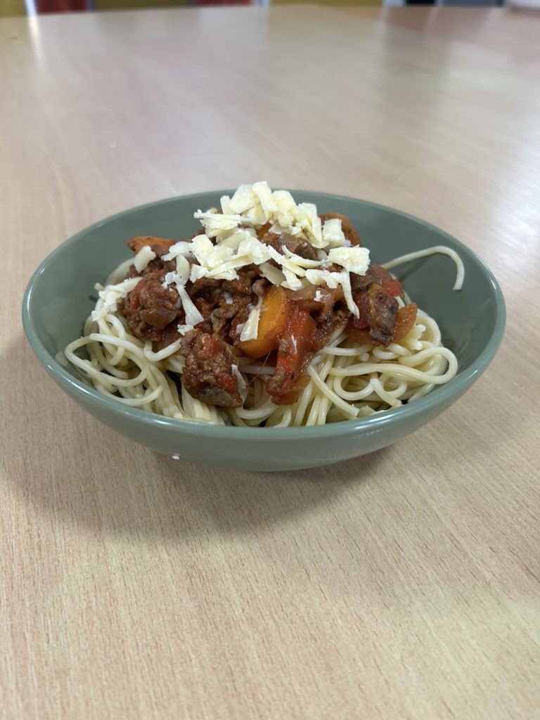 Thomas Bush tweet media