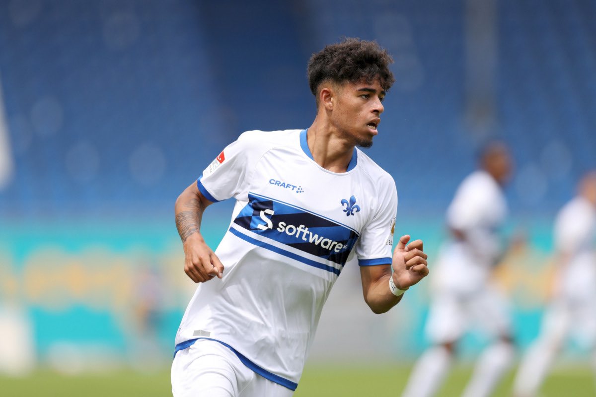SVD98EN's tweet photo. Move to Austria: André #Leipold leaves the #Lilien and joins the Austrian second division club SV Lafnitz. We wish you every success in your sporting future, André! ⚜ #sv98
📸: Eibner https://t.co/cdmZ8EcG47