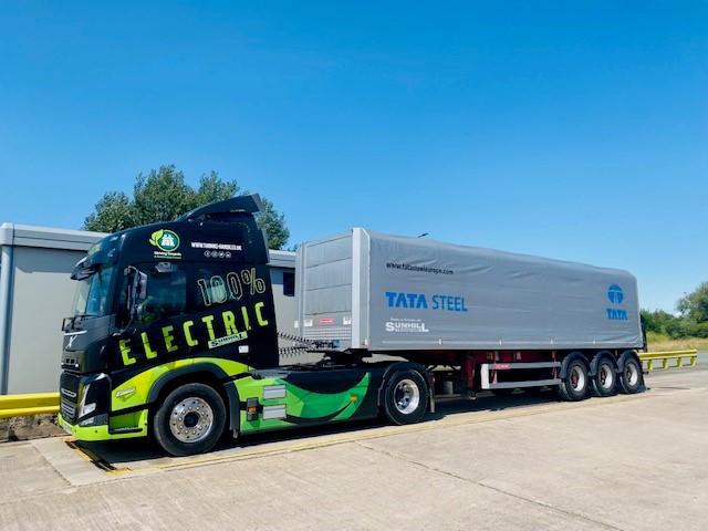 Colorcoat's tweet image. Check out our recent activity within Shotton's Sustainability commitment; an #Electric #HGV trial in collaboration with Sunhill (haulier partner), which is a two-week trial for customer deliveries based near Shotton. A positive step towards our overall #sustainabilitycommitment!