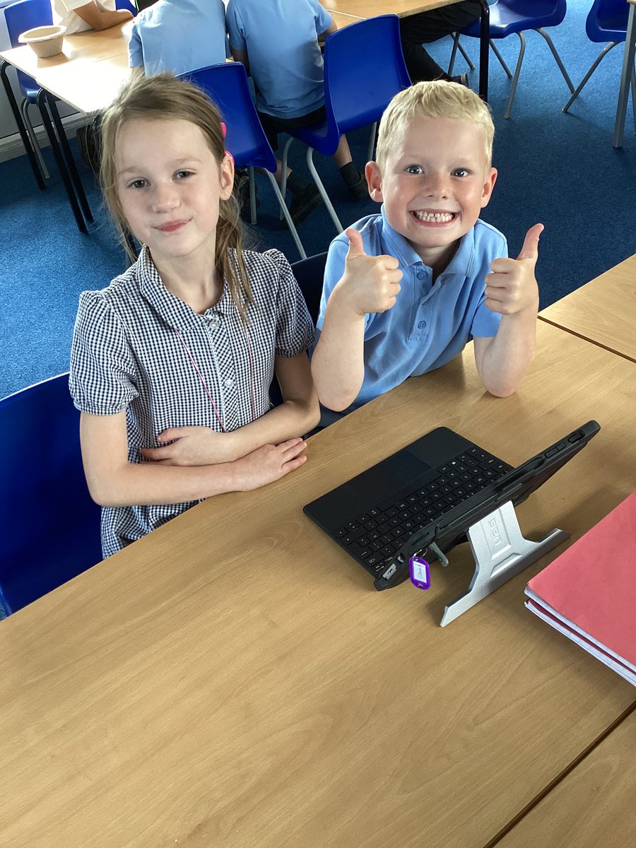 sbps_rabbits's tweet photo. The children have been learning how to create their own working sequences for their “Sprite” on Scratch #sbpsComp https://t.co/SzSKsbirof