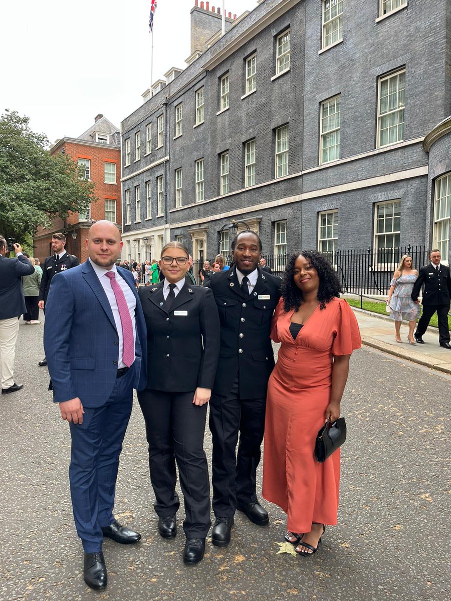 Great to see #BraveryAward nominees PC Mercedes Newman and PC Tristan Morrison from <a href="/HertsPolice/">Herts Police</a> celebrating today's event🎉

<a href="/PoliceMutual/">Police Mutual</a> <a href="/HertsPolFed/">HertsPolFed</a>