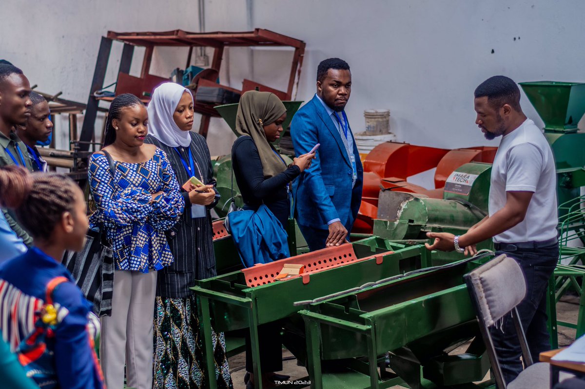 YUNA_Tanzania's tweet image. Community outreach is a very important aspect of our conference!
As future leaders expected to bring Sustainable Development it is very important to engage with our communities.

#yunatz
#timun23