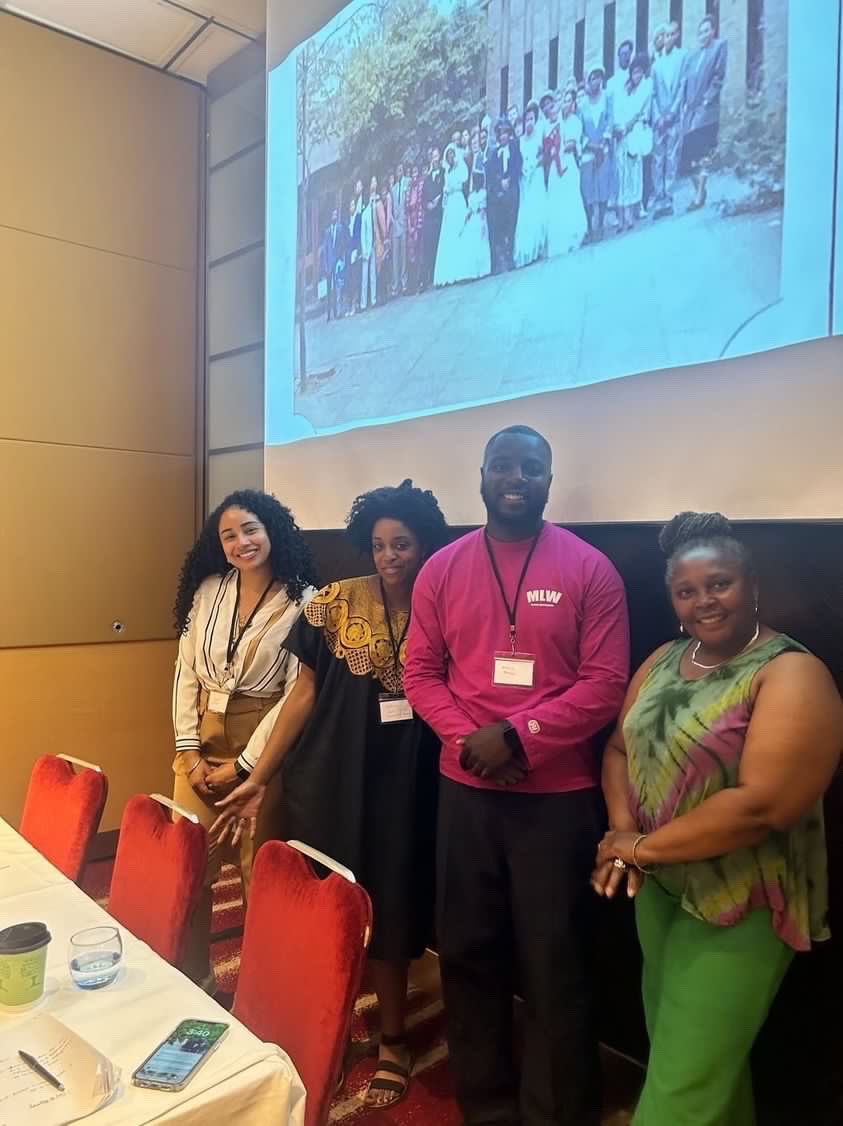 oliviawyatt1999's tweet image. It was a joy to present my PhD research into postwar Caribbean migrants at the #Scs2023 and #Windrush75 Reforming Our Futures conferences! I discussed the relationship between pigment and accommodation and met some amazing thinkers whose work on the #Caribbean is groundbreaking