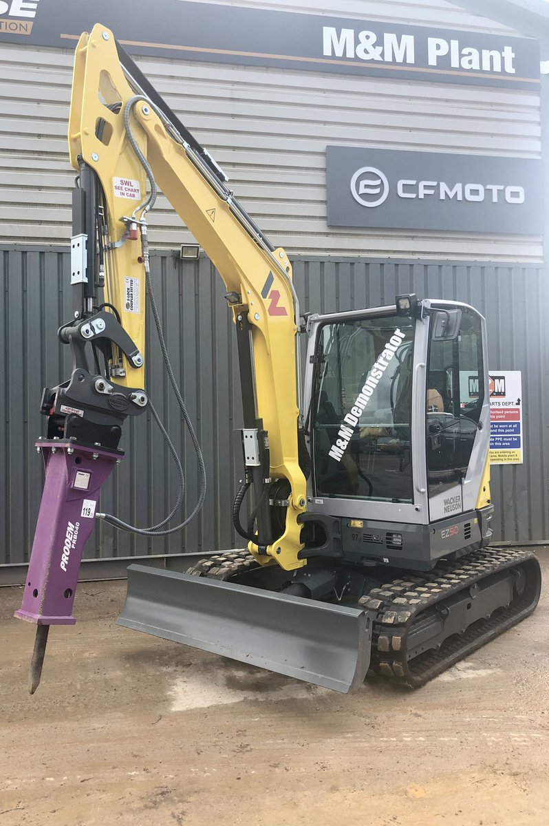 mandmplant's tweet photo. 💥Check out our @WackerNeuson #EZ50 Demonstrator!💥Equipped with @Stricklanduk Hydraulic Quickhitch and @PRODEMattach #PRB040 Hydraulic Hammer the EZ50 is a hugely powerful, yet compact machine with a zero-tail for manoeuvring in the tightest of spaces. 
#mandmplant #excavator https://t.co/2gOO9r8jnP