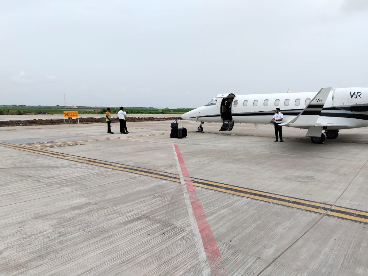 aaistvairport's tweet photo. Today marks a historic day at Surat Airport as we put into operation 06 new additional parking bays. This expansion enhances our capacity to accommodate more aircraft, supporting the growth of air travel. #AirportExpansion #EnhancedCapacity #SuratAirport
@AAI_Official @aairedwr https://t.co/4MCotkSvDL