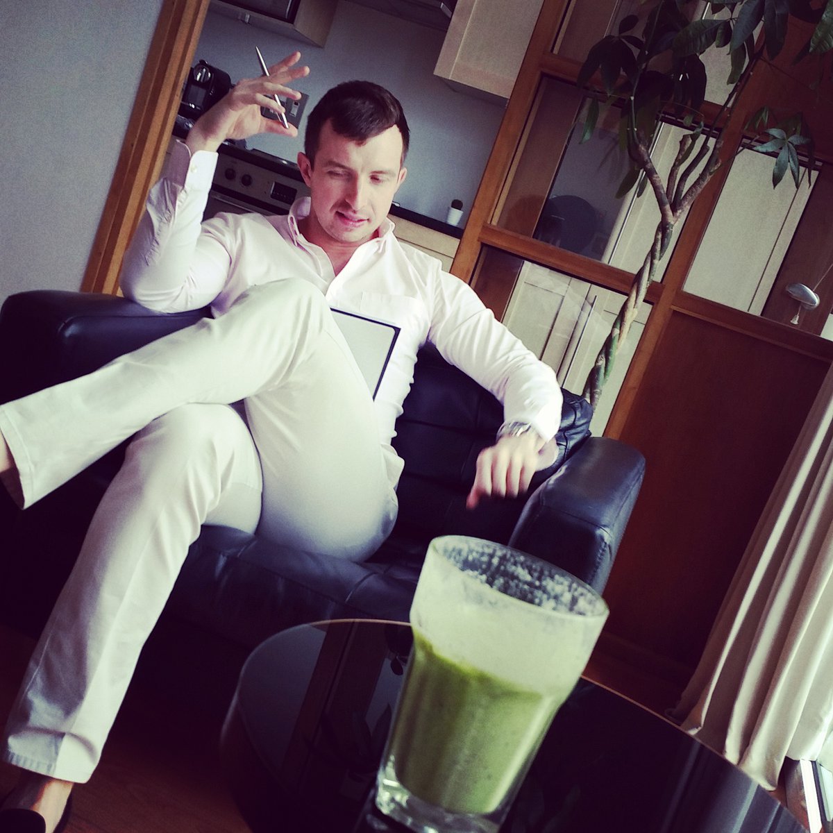 Tom Youngs tweet media