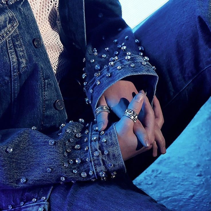 𝖬𝖨𝖧𝖠 ✿︎ || FLOP ERA tweet media