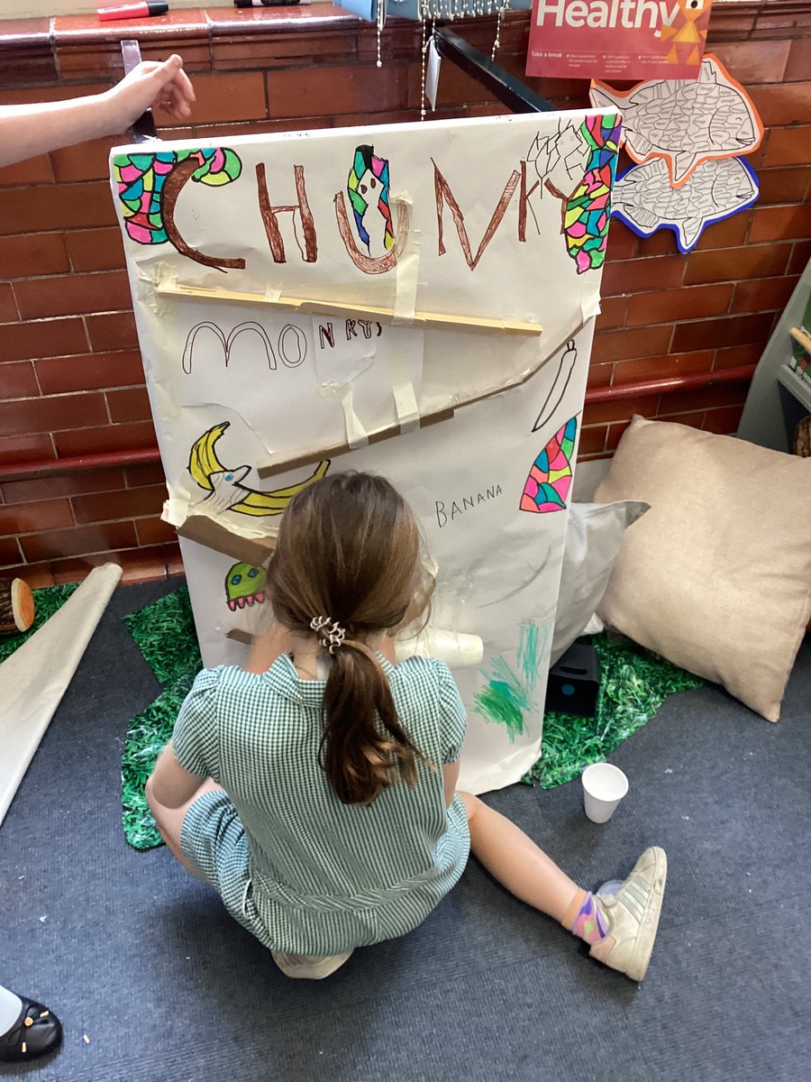 Year4Markeaton's tweet photo. Marble mania has taken over Ash class! We have spent the morning creating our very own marble runs as part of STEM week. We only had 20 counters to spend on our materials but have managed to create some ingenious designs! #MPSSTEM https://t.co/CnooAK1Hbi