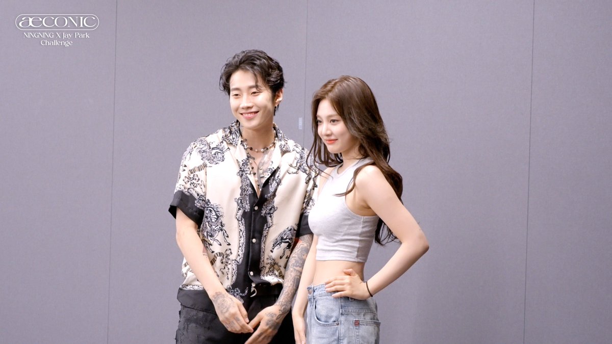 aespa_official's tweet photo. 근데 약간 웃길 것 같아서(?)🤭 | NINGNING X Jay Park Challenge Behind | æCONIC #03
https://t.co/CZ5Y2zFJZh
#aespa #æspa #에스파
#NINGNING #닝닝
#JayPark #박재범
#Spicy #aespa_Spicy
#æCONIC #aeCONIC https://t.co/SBZIxtnxZg