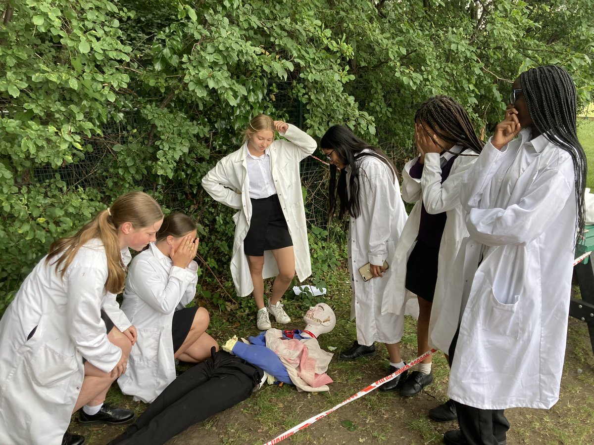 RicardsSTEAM's tweet photo. Breaking!!! A murder has taken place! Sam, a promising science technician who recently came in for an interview has been assassinated! Follow our year 8 scientists as they try and uncover which one of our suspects committed the crime @RicardsTweets https://t.co/pU6CzVA2mg
