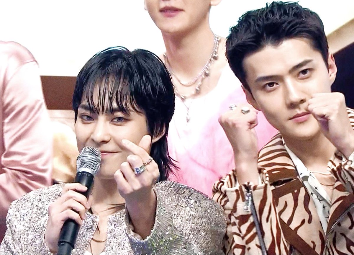 exosexiu's tweet photo. 230713 MCD
🧡🐥🐱💙
#세슈 #SEXIU #フンシウ

인터뷰 짝꿍 세슈🫰 https://t.co/chUL88faAM