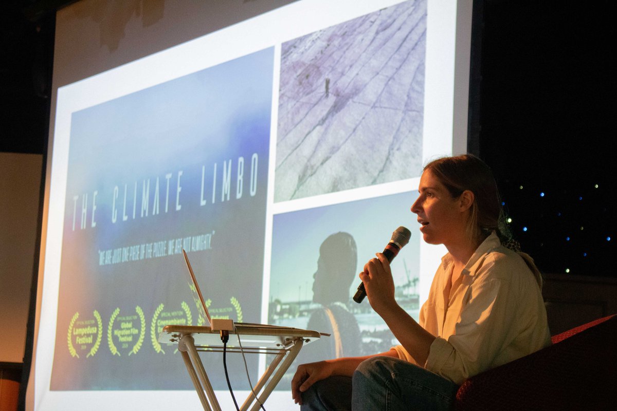 peace_boat's tweet photo. On the #114GlobalVoyage, guest educator @BrunelloElena discussed the #ClimateChange-#migration nexus through #nonfiction film screenings and workshops. @PeaceBoat_US @videoconsortium #SailingForChange #Documentary #ClimateLimbo #SDG13
Full report👉 https://t.co/cqmBmnoPwz https://t.co/jpvRPaa4A8